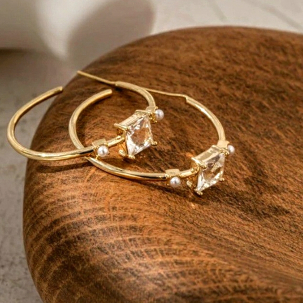 Dainty Gold Plated Copper Hoop Earrings With Baguette CZ Pearl Accent 34mm; NWOT